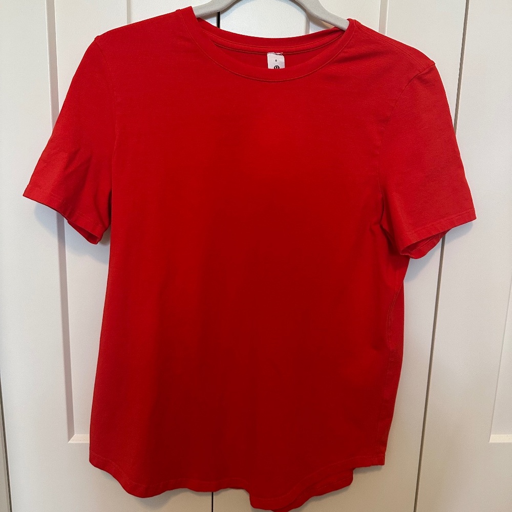 Lululemon Love Curved-Hem Crewneck T-Shirt | Size 6